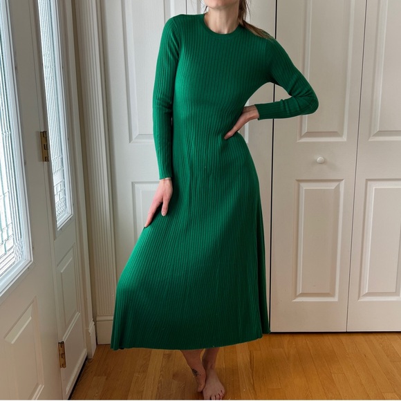 Ever New Emerald Ribbed Midi Dress - Picture 5 of 7